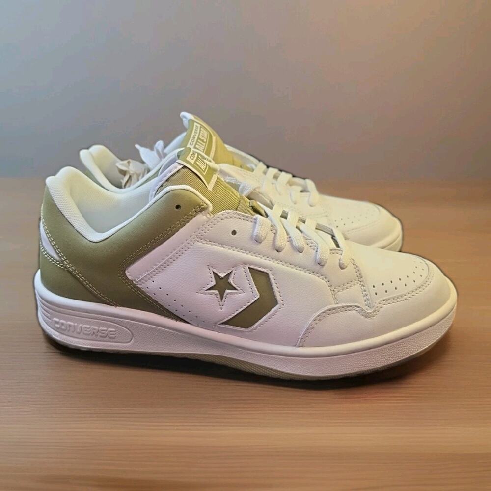 Size 11.5 M Converse
